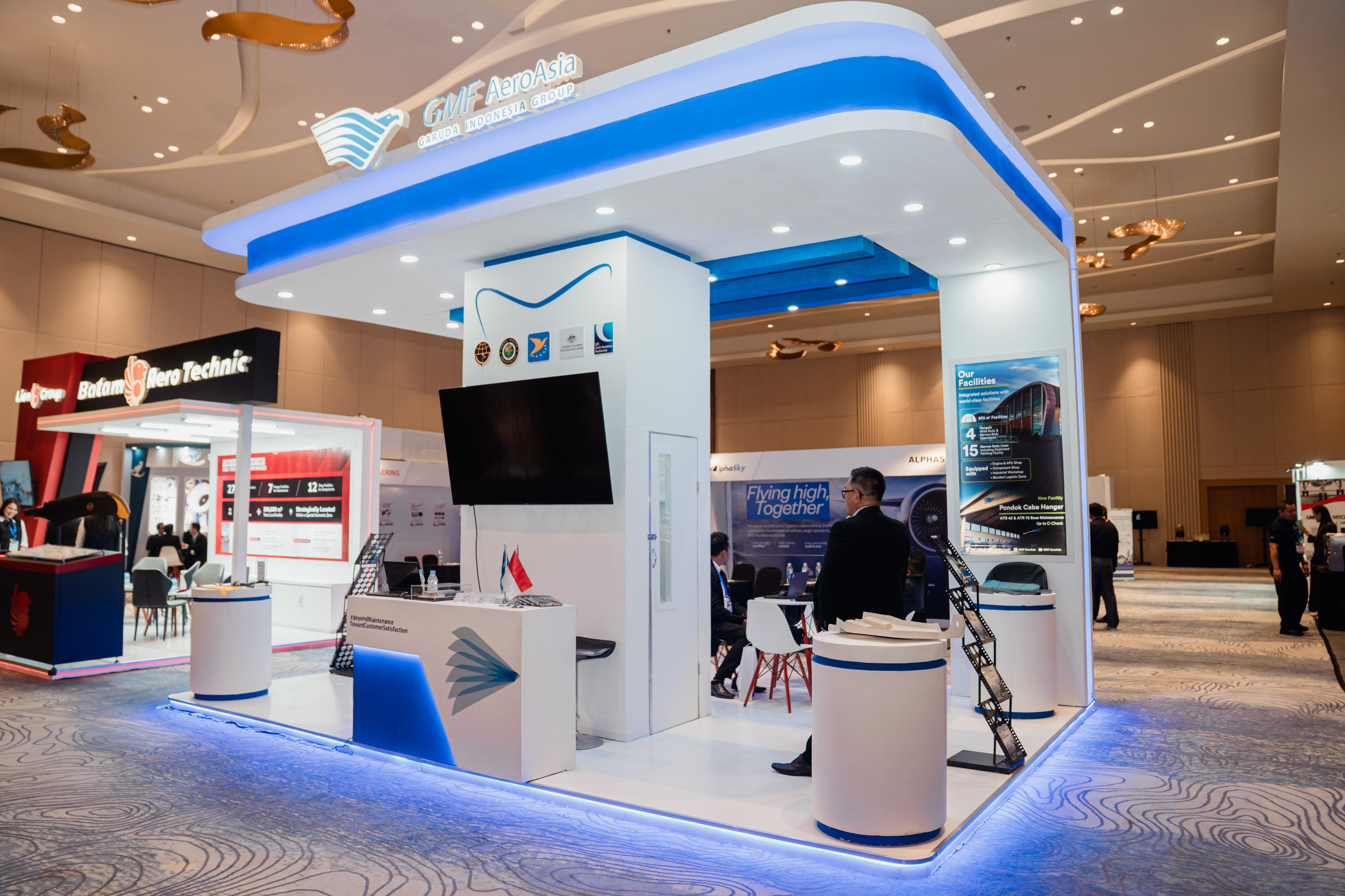 Custom Exhibition Booth